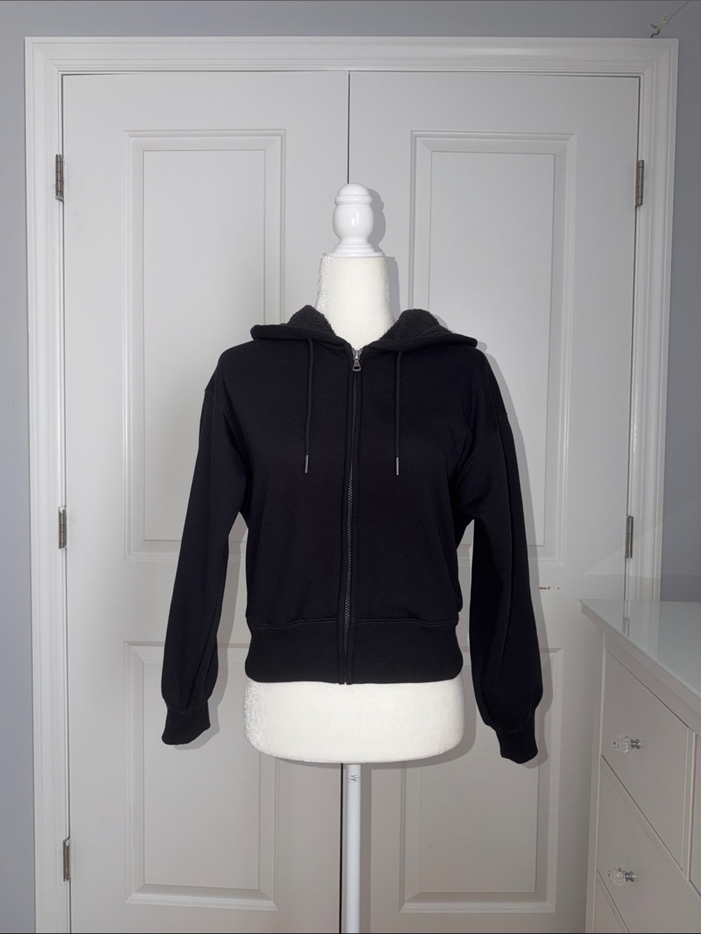 Uniqlo Heattech Black Zip Up Hoodie